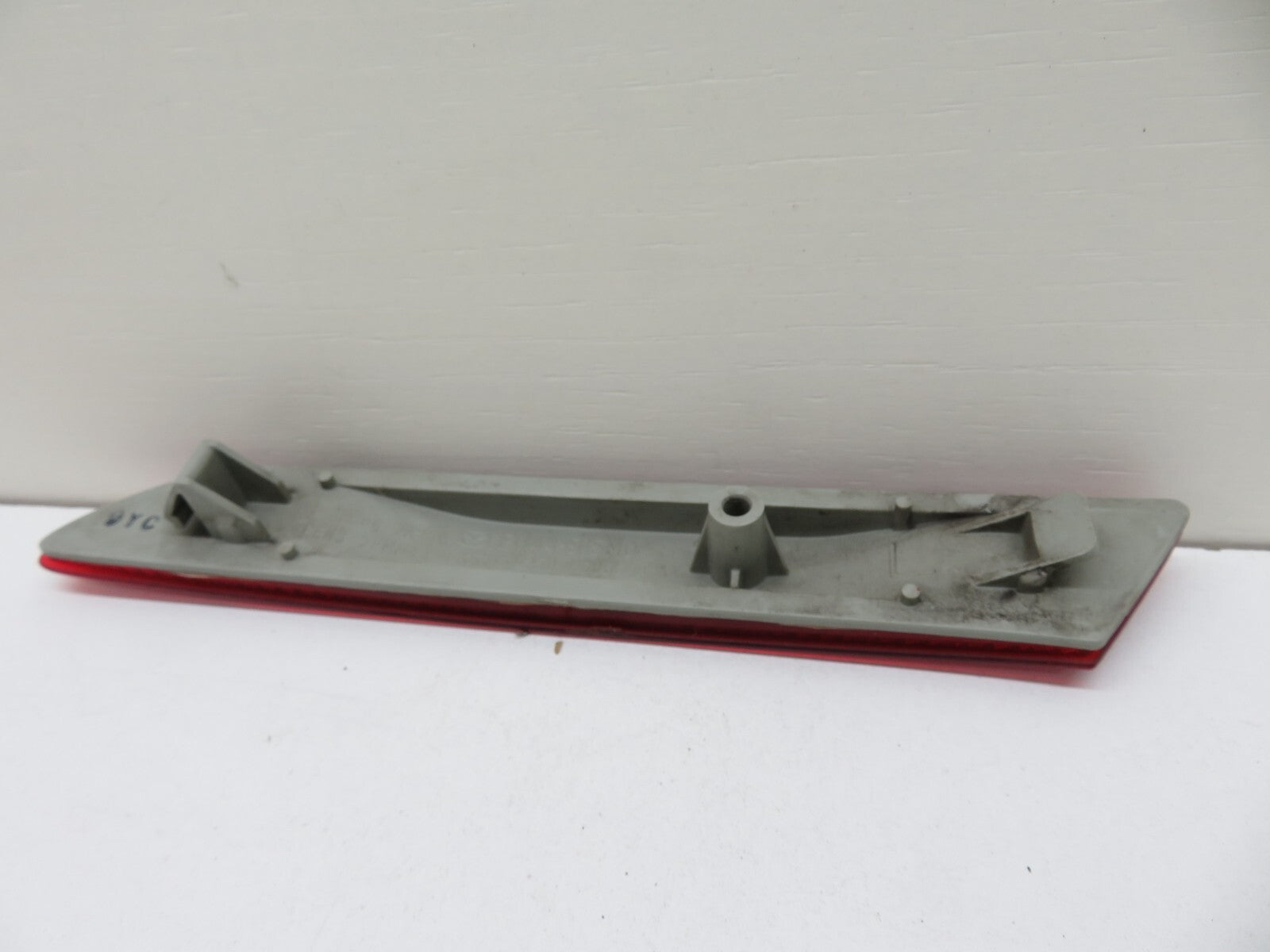 MAZDA CX7 NSR REAR BUMPER RELECTOR 2008-2012 1325-5