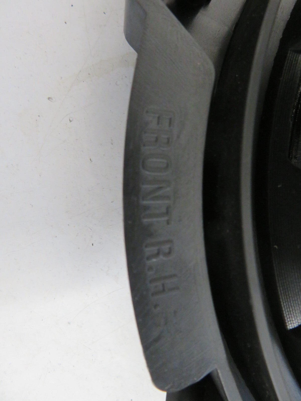 ROVER 75 OSF DRIVER DOOR SPEAKER XQM101100 1999-2005 1516-4