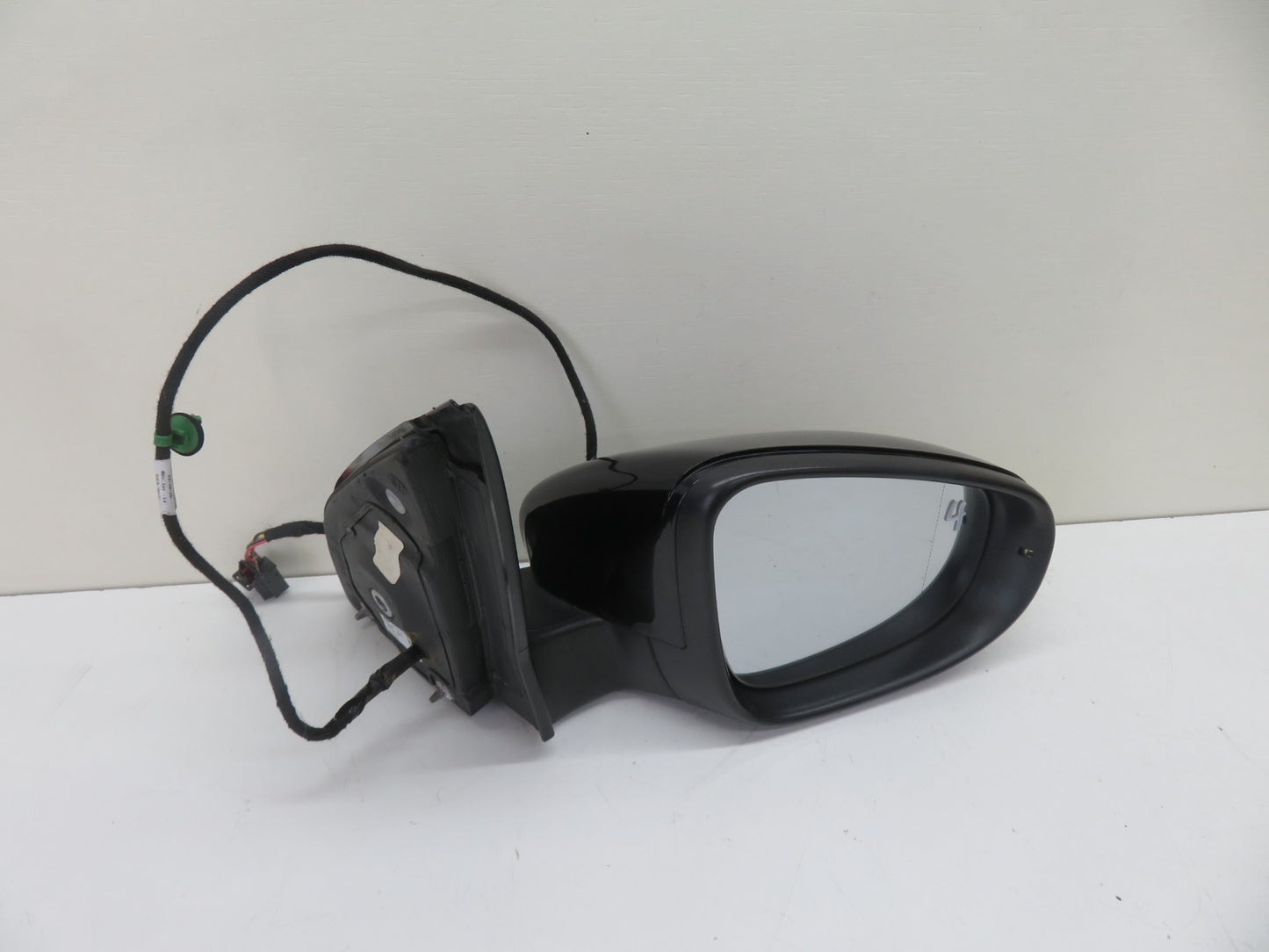VW GOLF MK6 OS DRIVER SIDE DOOR WING MIRROR BLACK 2009-2013 1500-4