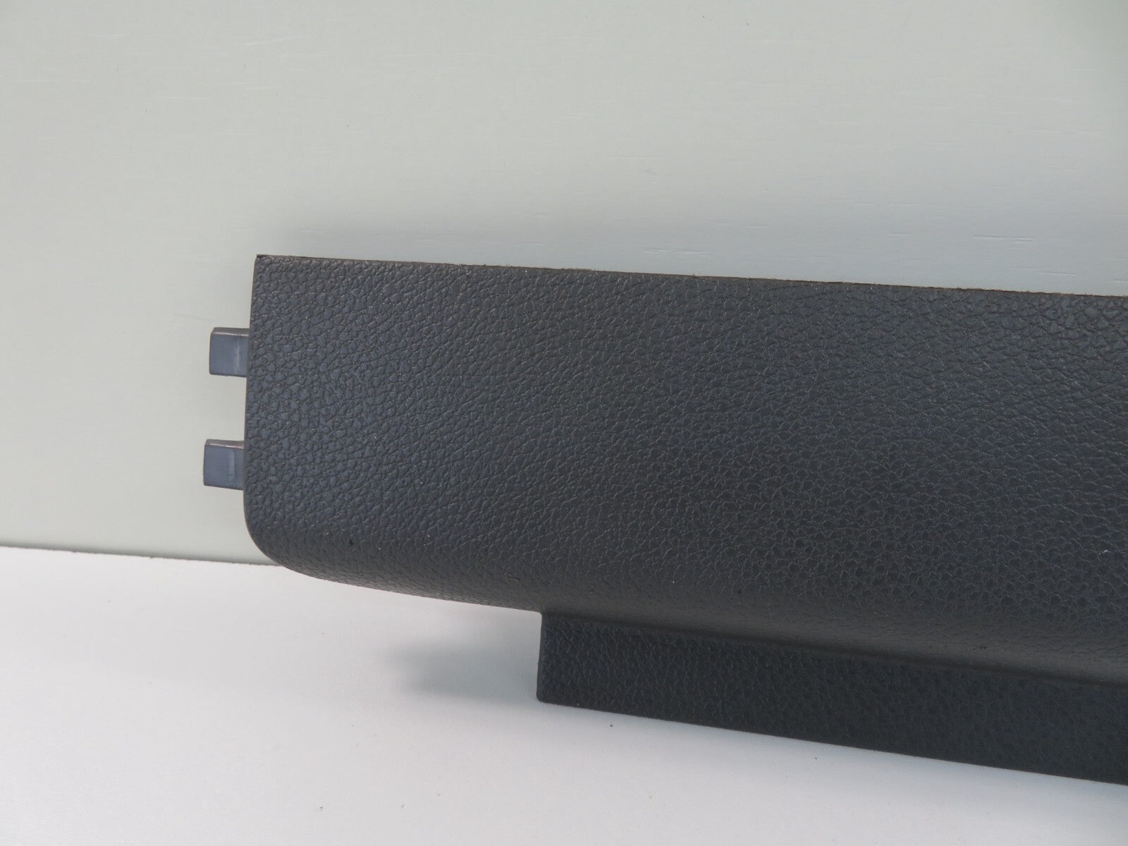 FORD C-MAX NSF LOWER DASH TRIM 2006-2010 1551-8