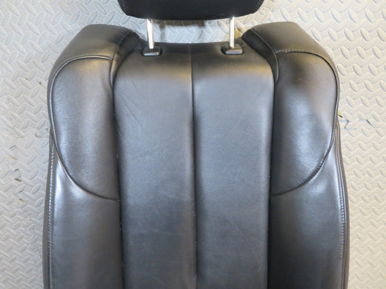 MAZDA CX7 NSF PASSENGER FRONT LEATHER SEAT 2009-2012