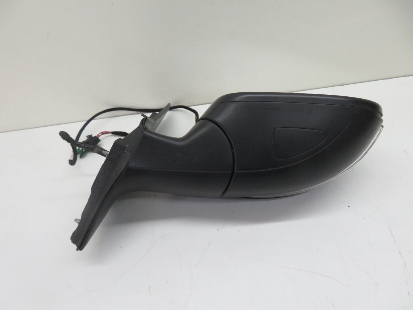 VW GOLF MK6 OS DRIVER SIDE DOOR WING MIRROR BLACK 2009-2013 1500-4
