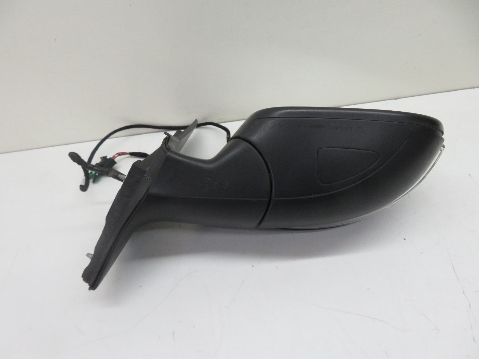 VW GOLF MK6 OS DRIVER SIDE DOOR WING MIRROR BLACK 2009-2013 1500-4