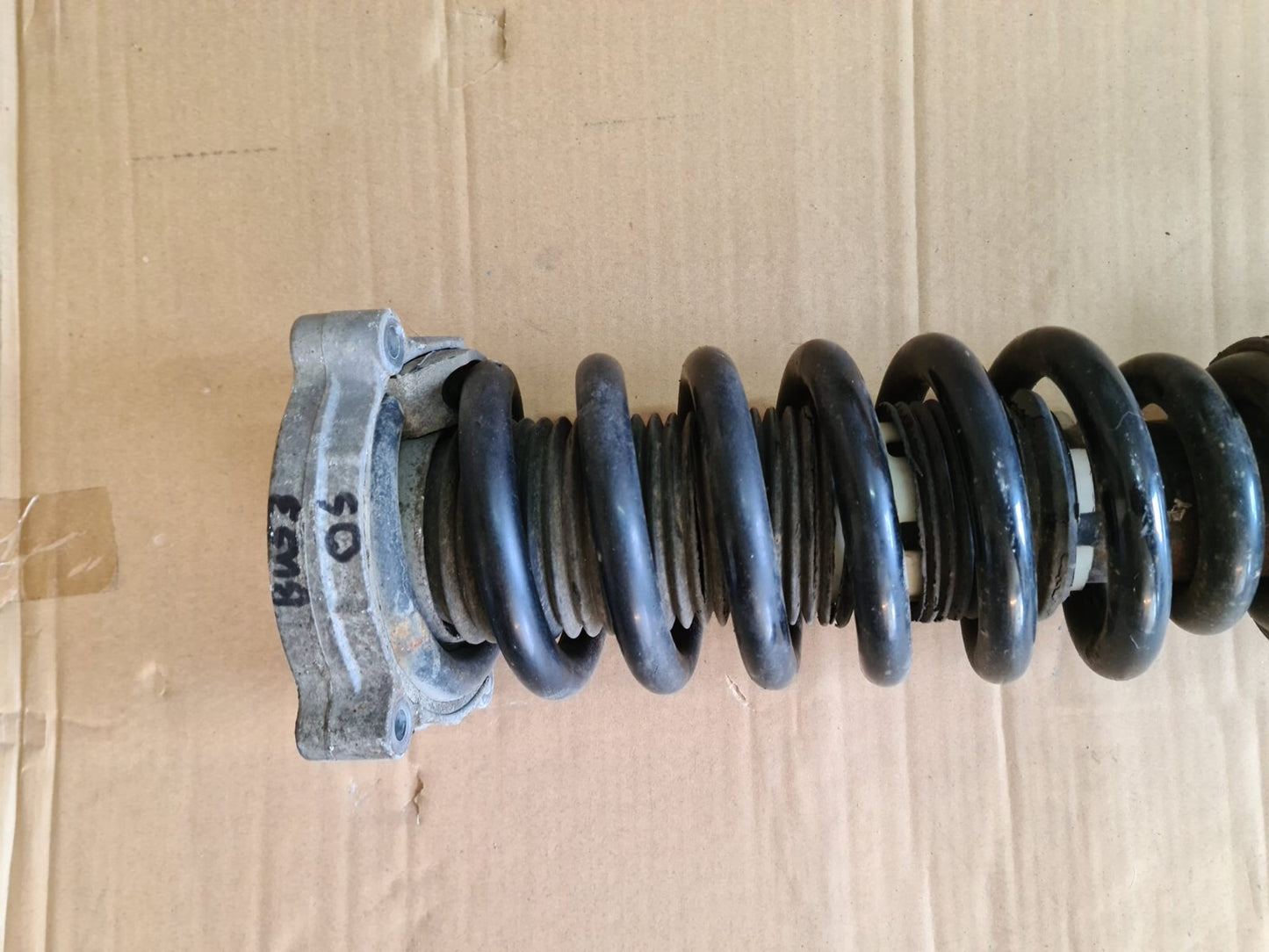 PORSCHE CAYENNE S 955 FRONT OS DRIVER SUSPENSION LEG 7L5413032K 2003-2006 SA-1