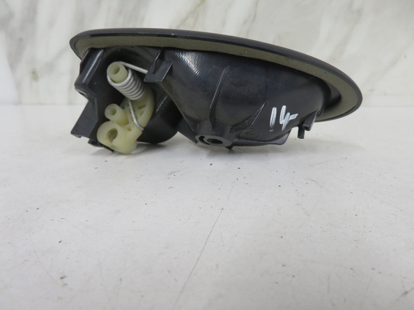 RENAULT SCENIC MK1 OS INTERIOR DOOR HANDLE 8200028995 1999-2003 MIX1517-14