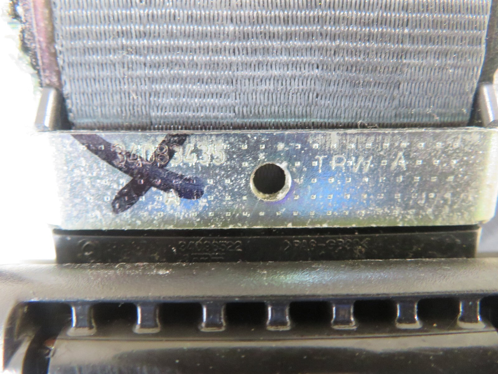 FORD C MAX GRAND 2RD ROW MIDDLE SEAT BELT AM51-U611B68-AH3YYW 2011-2015 1037-4