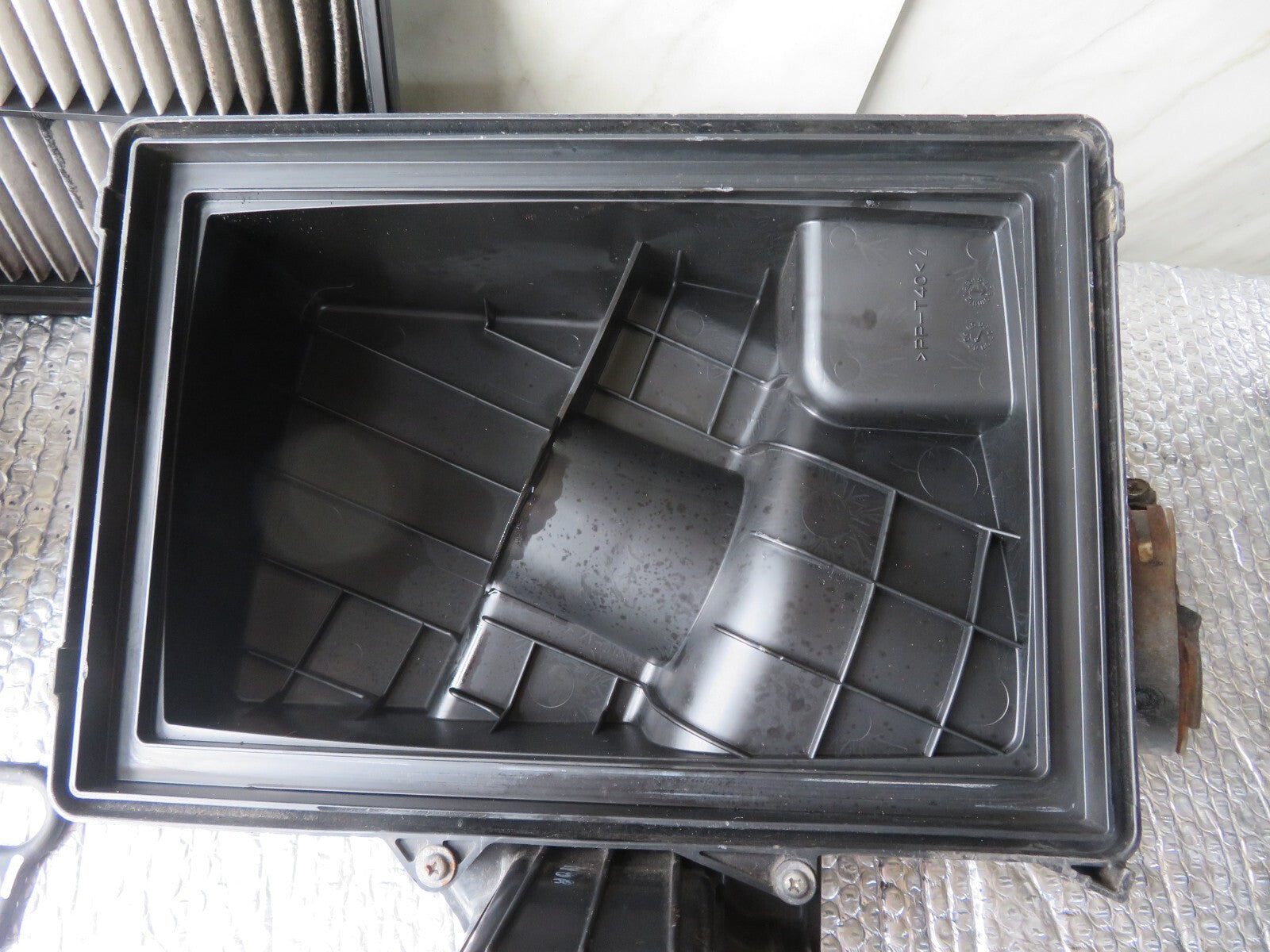 MAZDA 5 MPV AIR FILTER BOX 1.8 PETROL 2005-2010 A1231-1