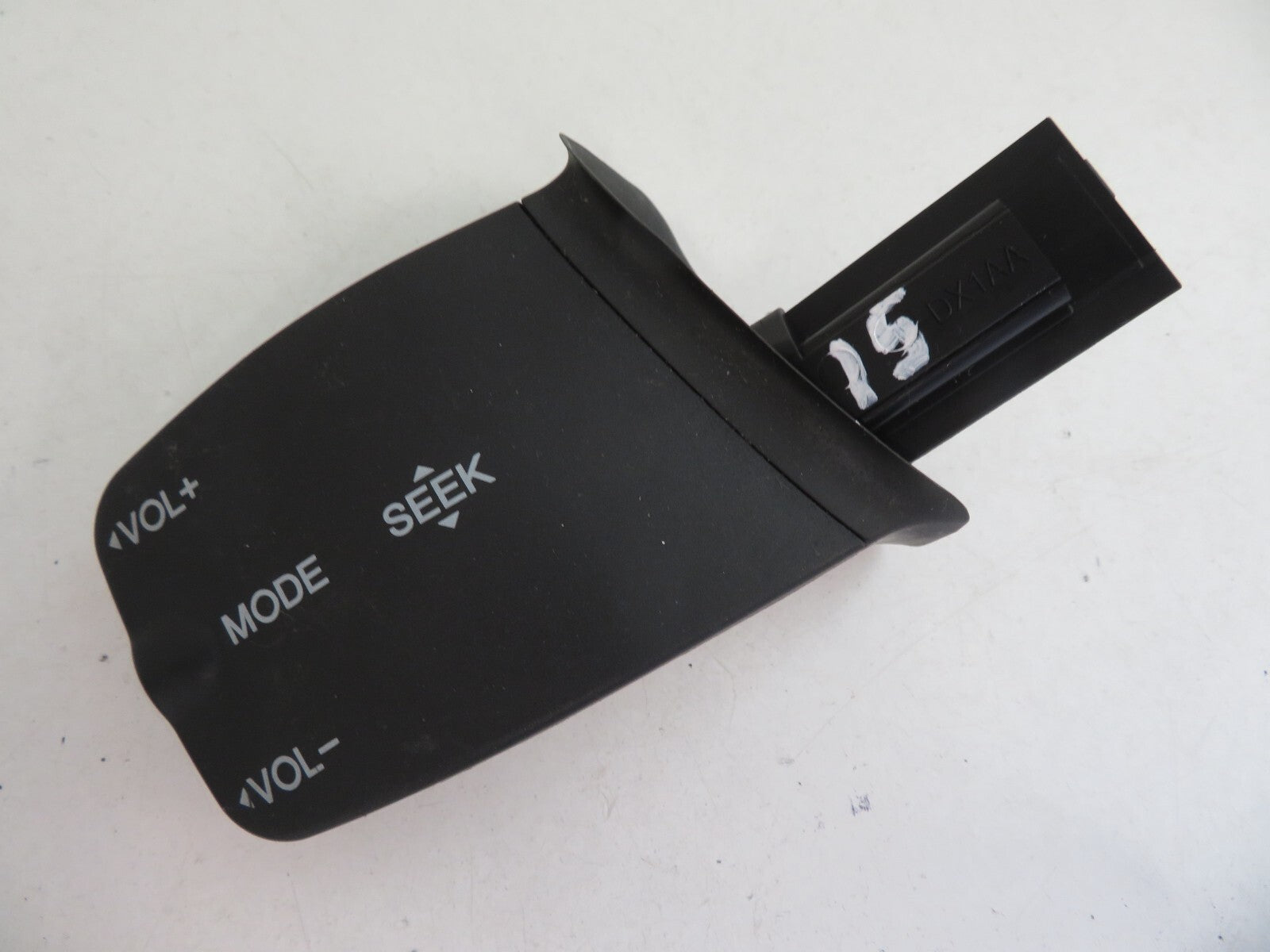 FORD FOCUS CC STEERING WHEEL VOLUME CONTROLS 2006-2010 AM1222-15