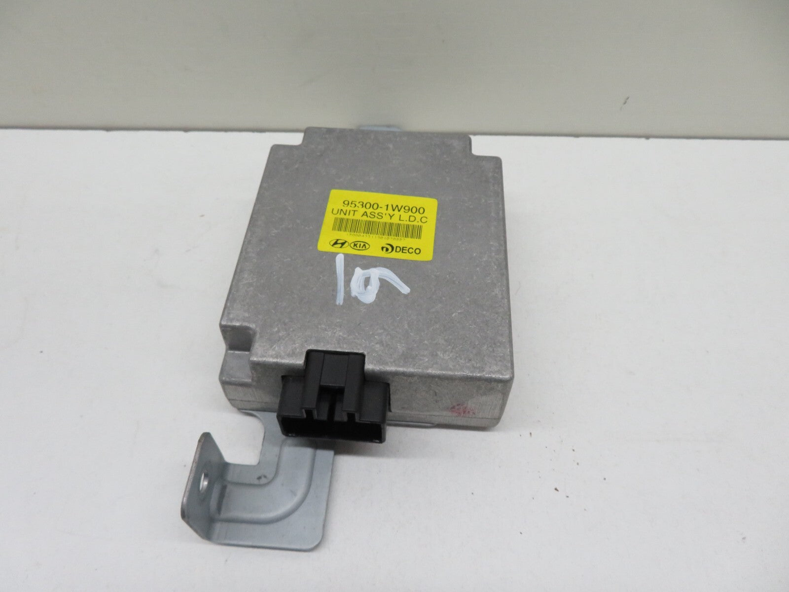 KIA RIO PARKING SENSOR CONTROL MODULE 95300-1W900 2011-2014 #1247-6
