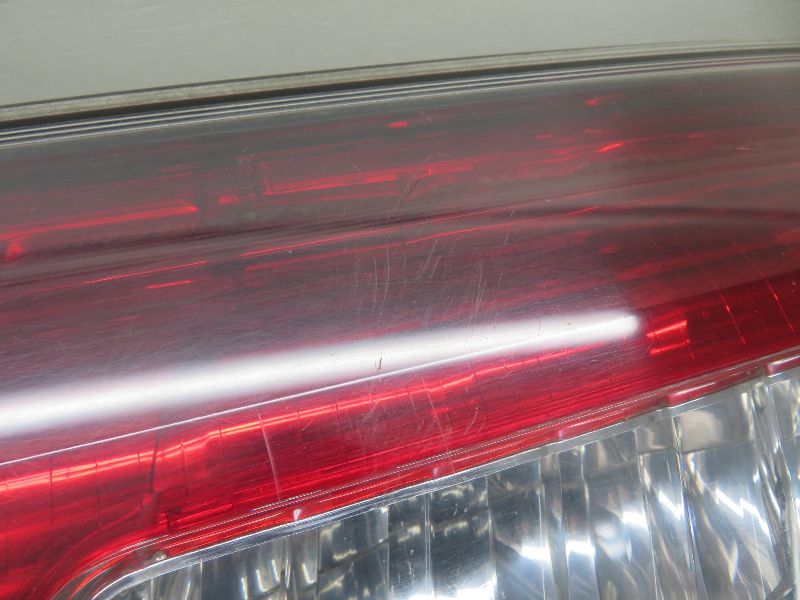 HONDA CIVIC MK8 REAR CENTER TAIL LIGHT HANDLE 2006-2011