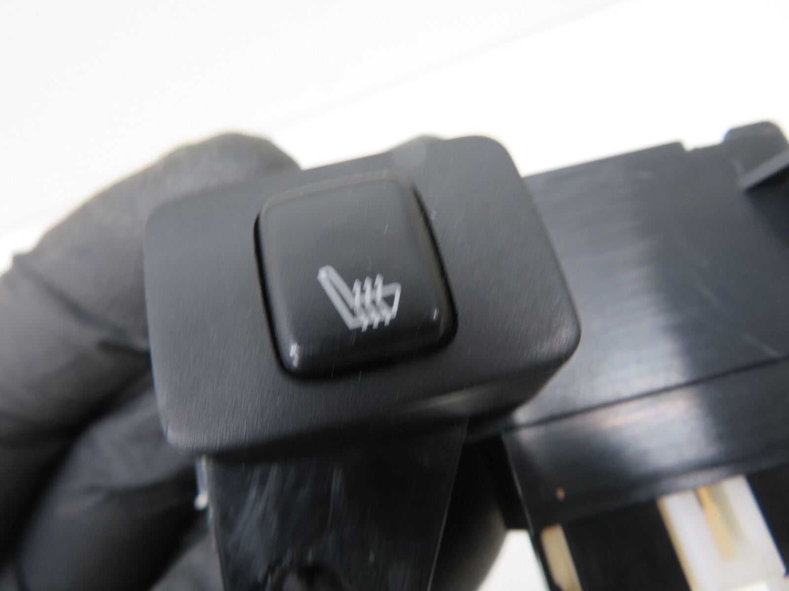 TOYOTA LEXUS SOARER NS PASSENGER HEATED SEAT SWITCH  1991-1999 1503-25