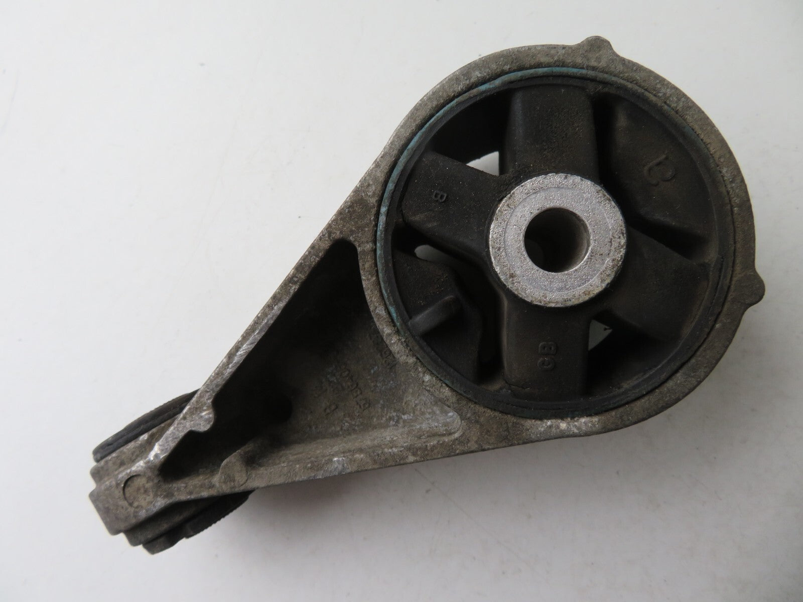 BMW MINI COOPER R50 LOWER REAR ENGINE MOUNT 2000-2006 A0925-35