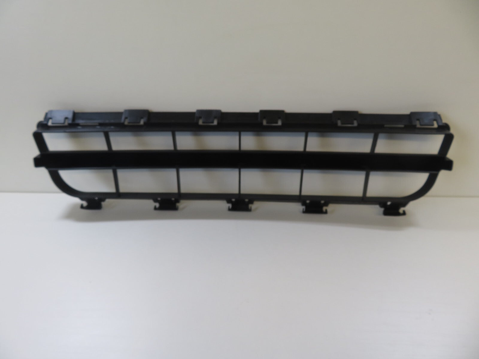 FRONT LOWER BUMPER GRILLE FOR RENAULT CLIO CAMPUS 2006-2010