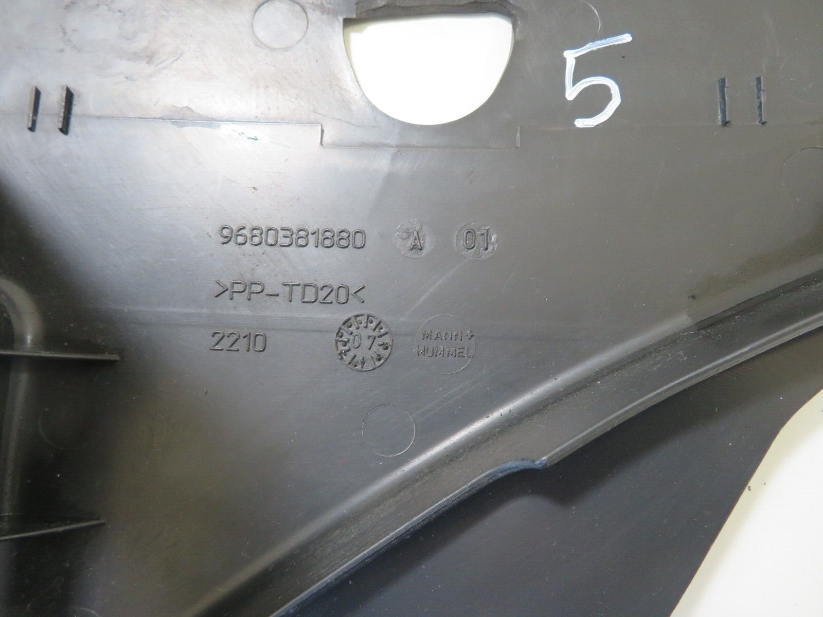 PEUGEOT 308 ENGINE BAY FUSE BOX COVER LID 9680381880 2007-2013 1342-5