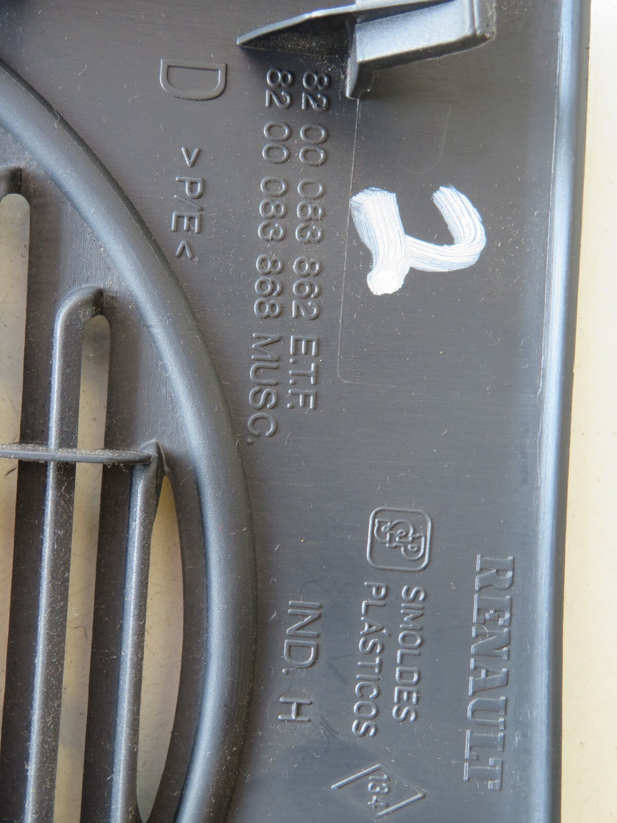 RENAULT CLIO MK2 FRONT OS DRIVER SPEAKER COVER 8200083862 1998-2006 AMS1700-2