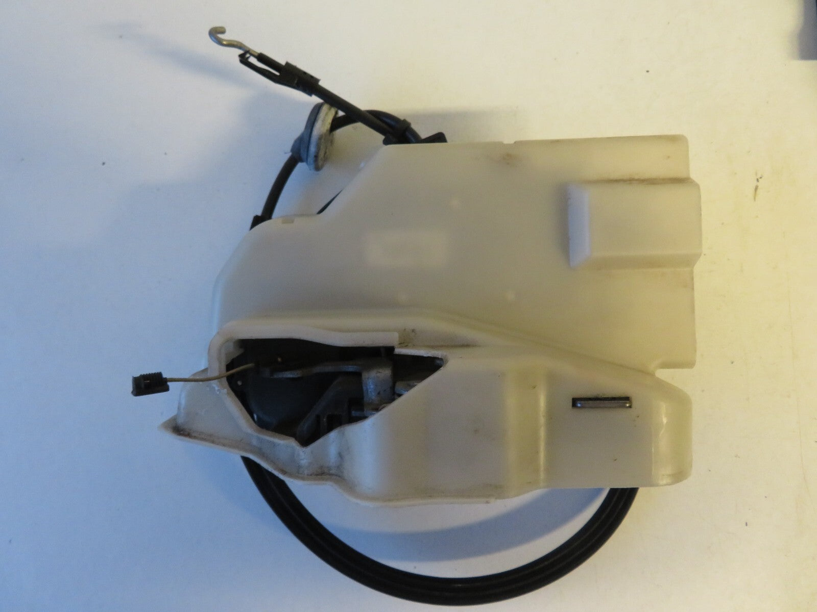 VOLKSWAGEN VW TOURAN OSR DOOR LOCK CATCH 2003-2010 AMS1452-19