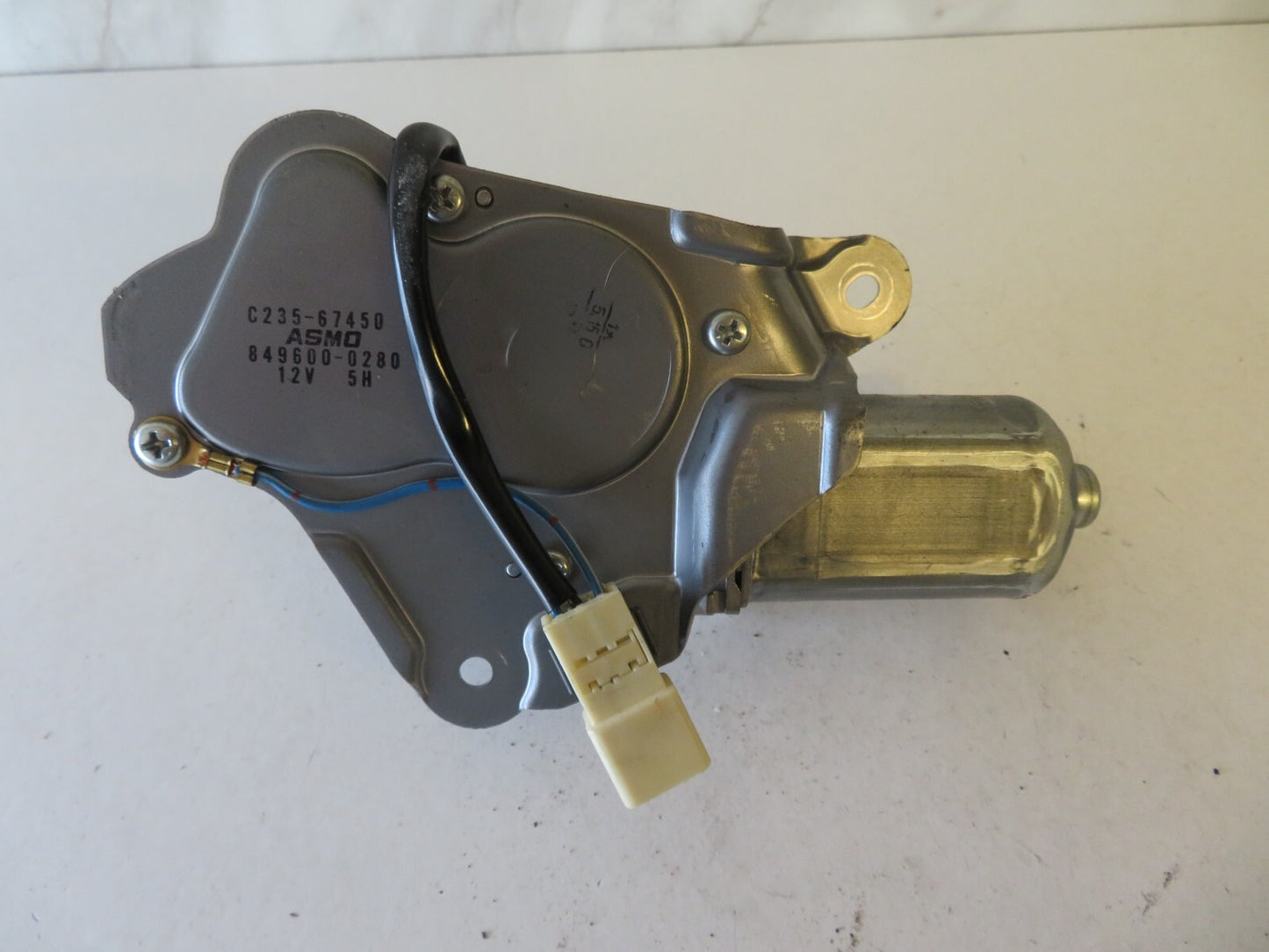 MAZDA 5 REAR WIPER MOTOR C235-67450 2005-2010 AMS1547