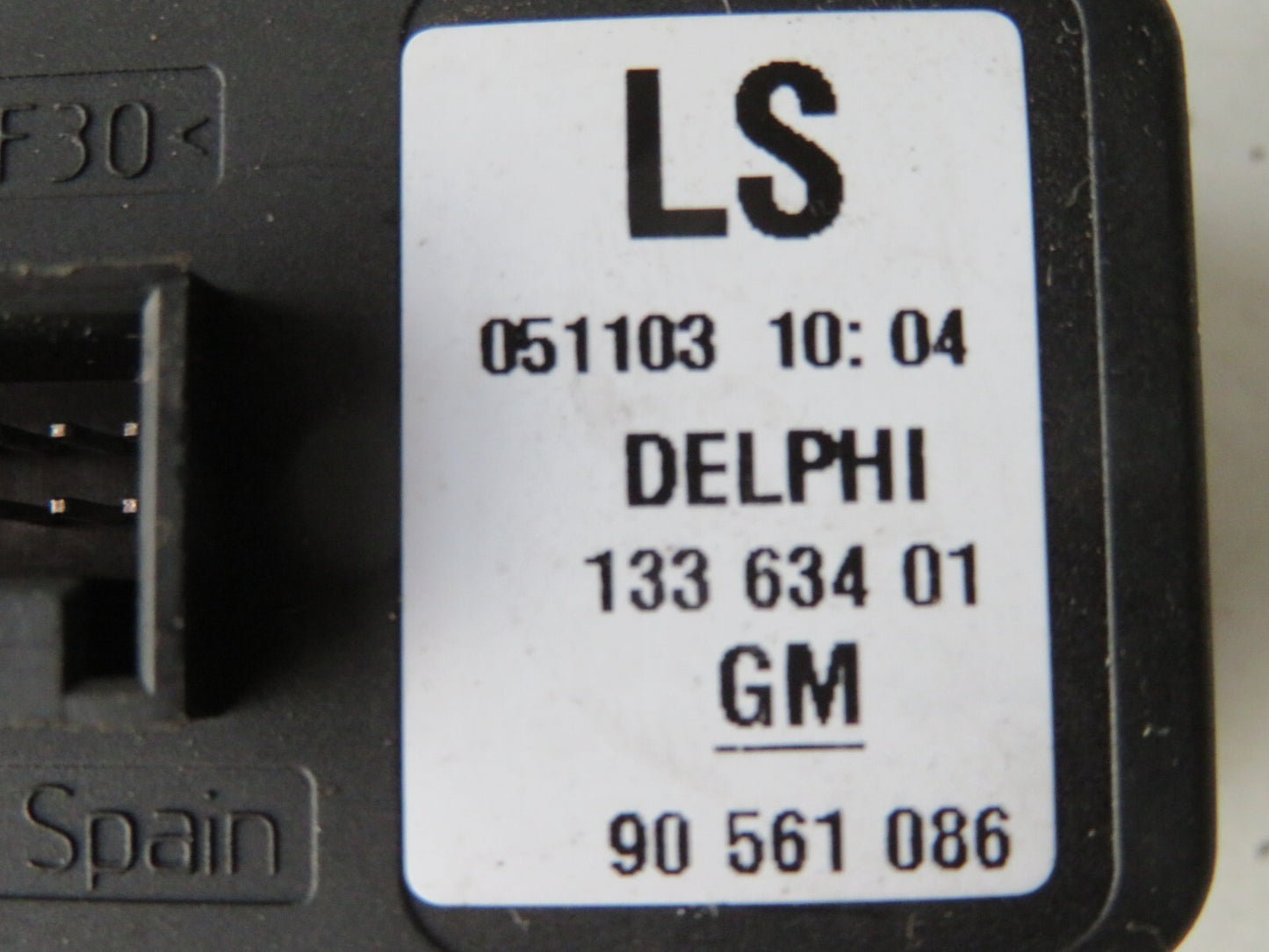 VAUXHALL ZAFIRA A OS DRIVER WINDOW SWITCH 90561086 1999-2005 MIXA1517-10