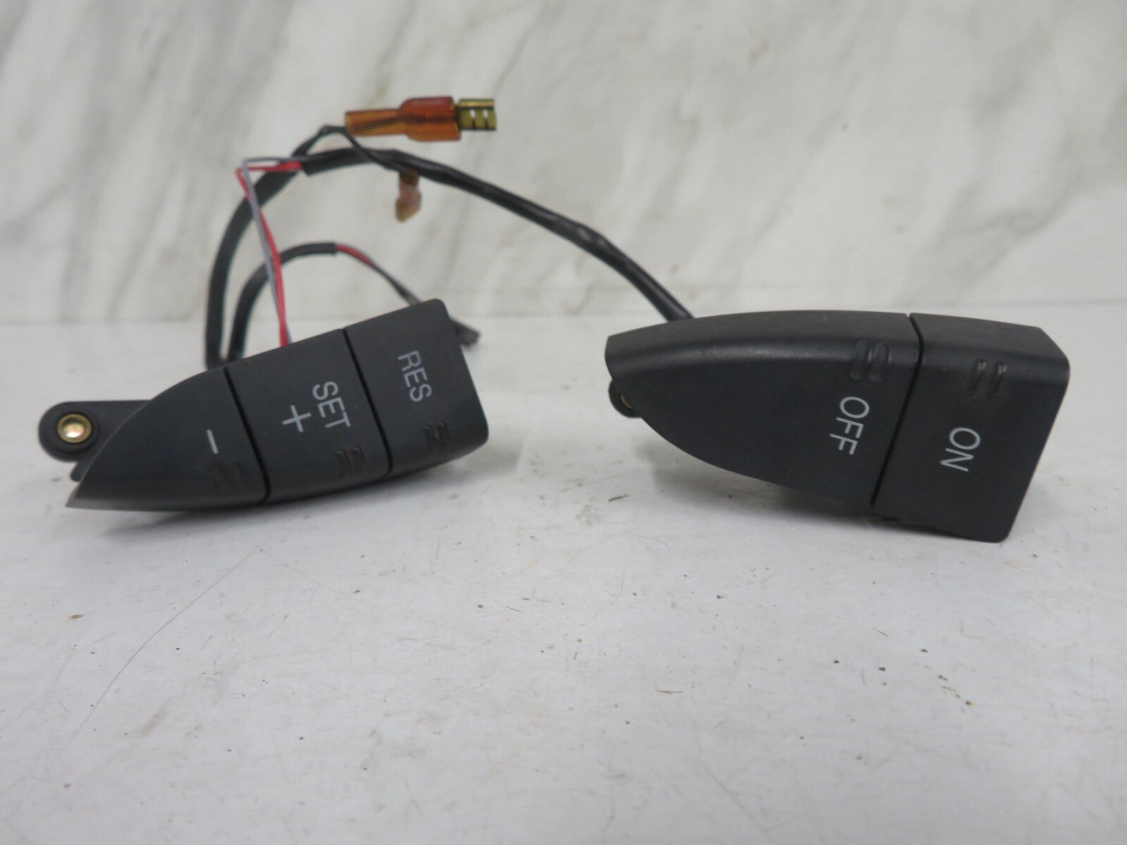FORD MONDEO MK3 STEERING CRUISE CONTROLS 1S7T-9E740-AD 2000-2006 1639-9