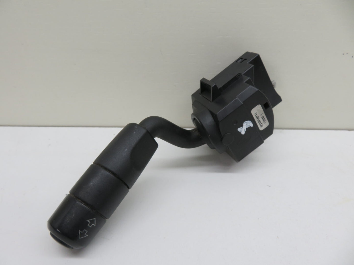 LAND ROVER DISCOVERY 3 INDICATOR STALK XPC500100 2005-2009 1212-8