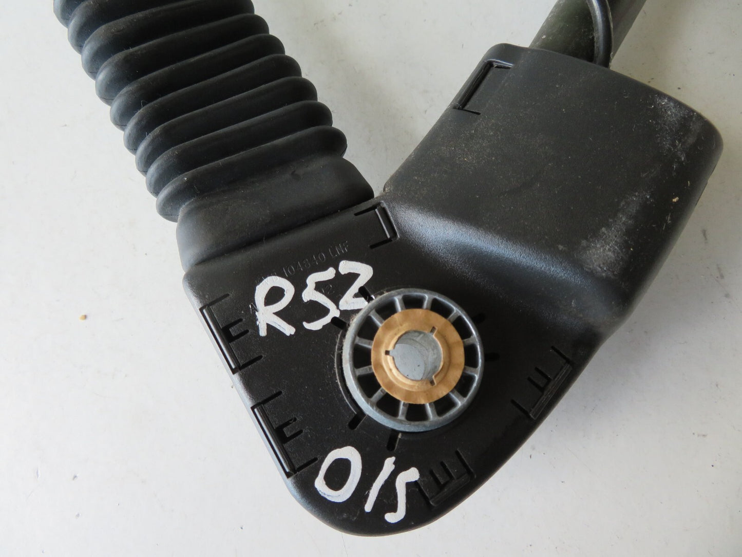 ROVER 25 OSF SEAT BELT BUCKLE WITH TENSIONER 104840 1999-2004 AMS1235