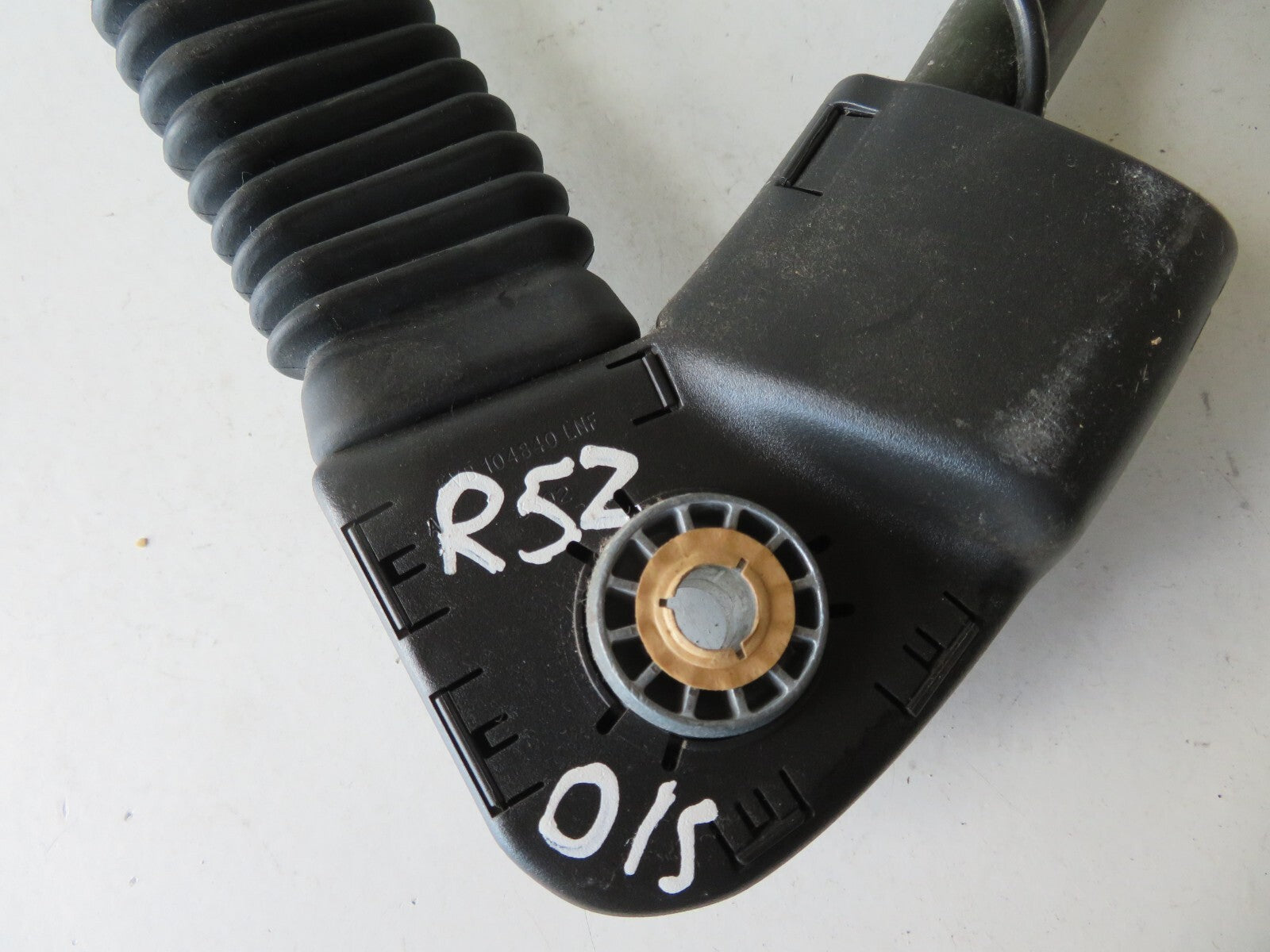 ROVER 25 OSF SEAT BELT BUCKLE WITH TENSIONER 104840 1999-2004 AMS1235