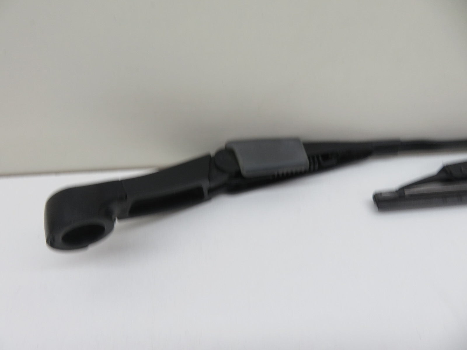 HONDA CRV MK2 REAR WIPER ARM 2002-2006 #1211-24