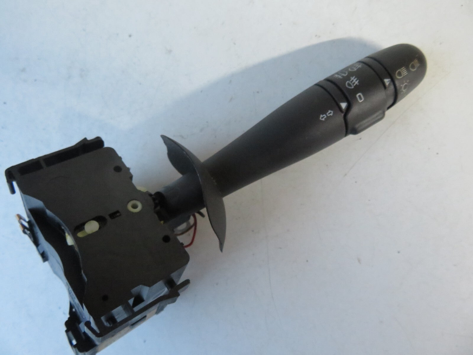 RENAULT LAGUNA ESTATE INDICATOR STALK 8200012244 2001-2005 AMS1433-9