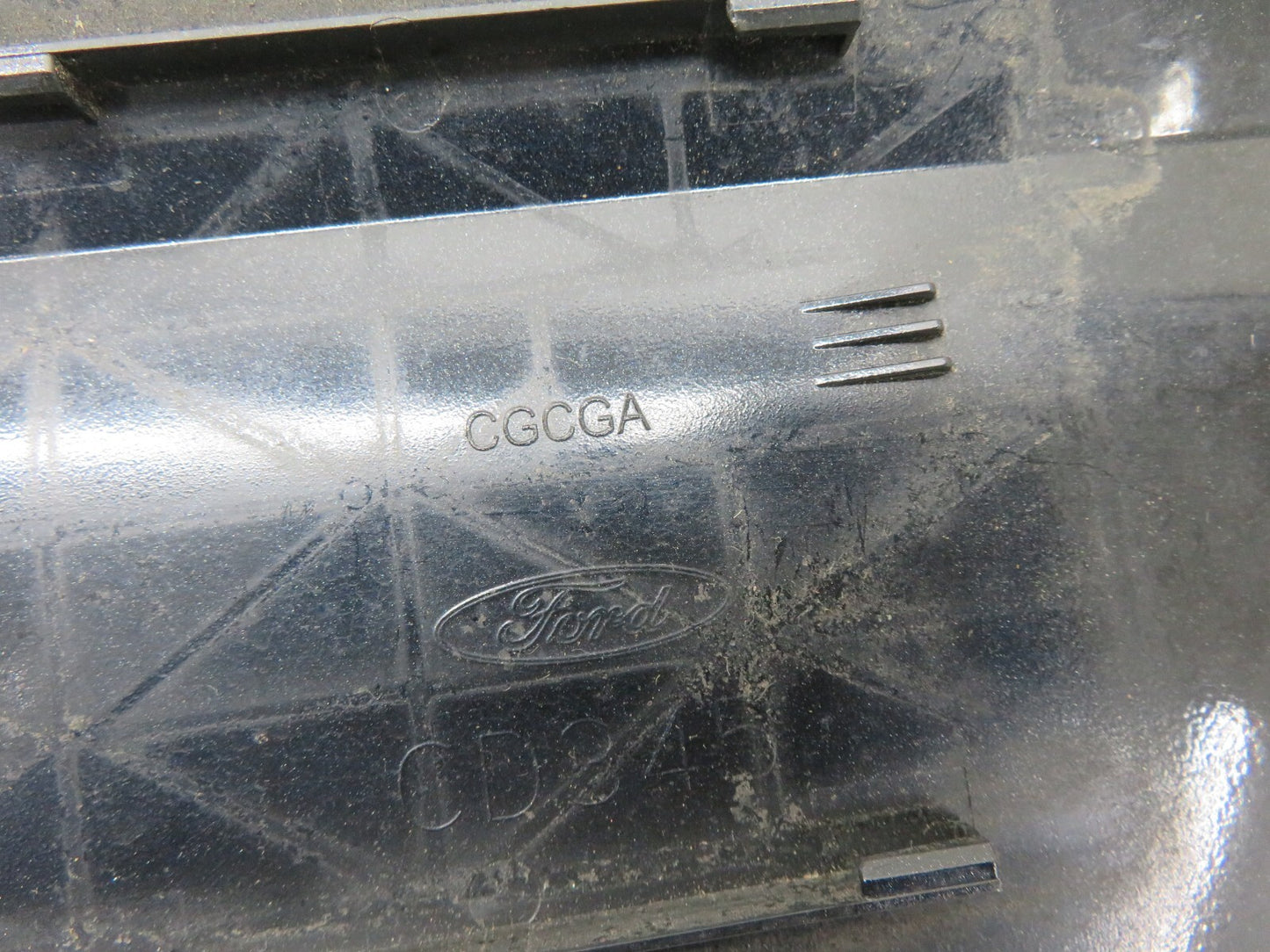 FORD MONDEO MK4 FUEL FLAP  COVER BLACK 2007-2014 1734-31