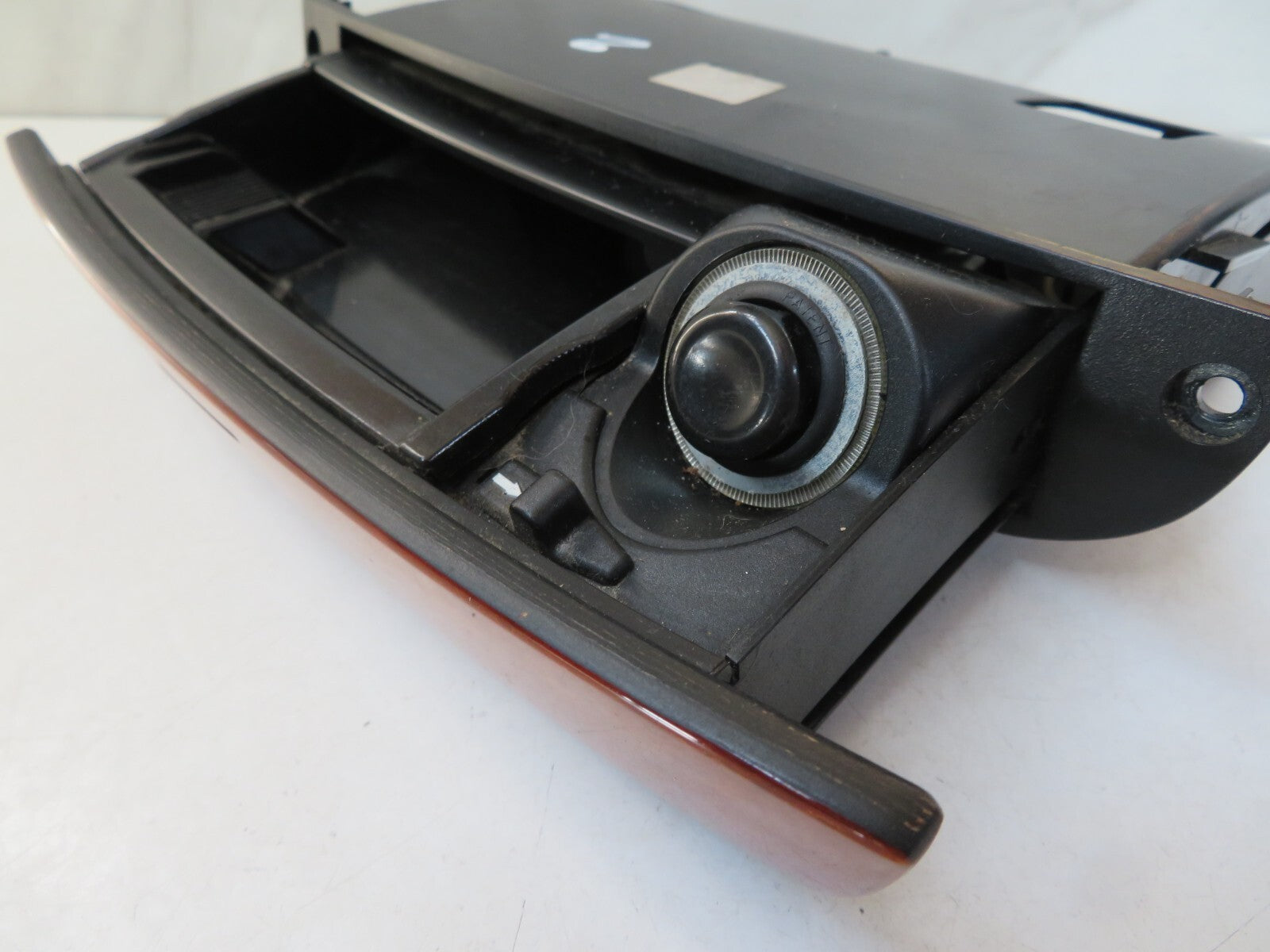 MERCEDES S CLASS W220 CENTRE CONSOLE ASHTRAY 2206800252 1998-2005 A1415-2