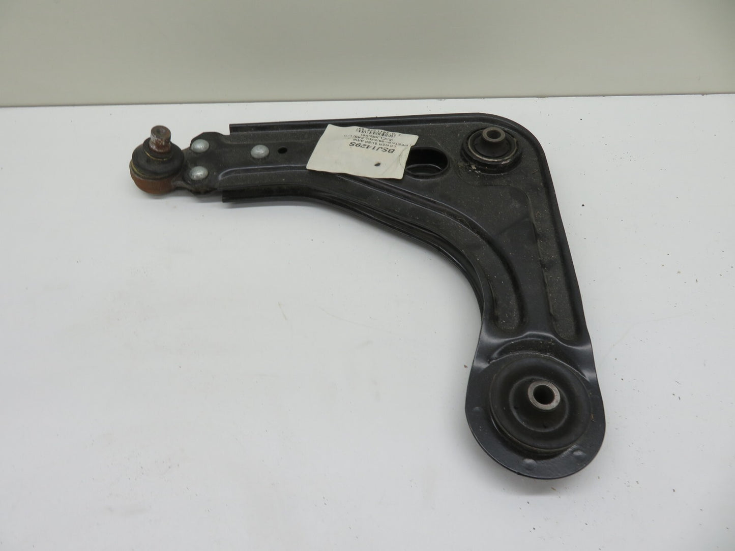 NS PASSENGER FRONT LOWER CONTROL ARM FOR FORD FIESTA 1994-1996 BSJ1429S