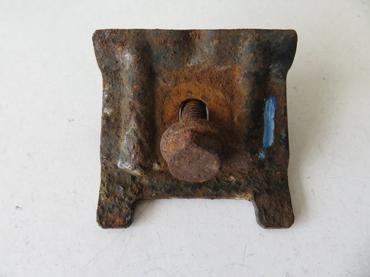 VOLKSWAGEN VW GOLF MK4 BATTERY CLAMP WITH BOLT 1998-2004 AMS1703-1