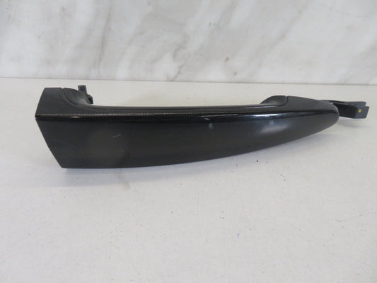 BMW 1 SERIES E88 OS DRIVER DOOR HANDLE 2007-2013 A1218-12