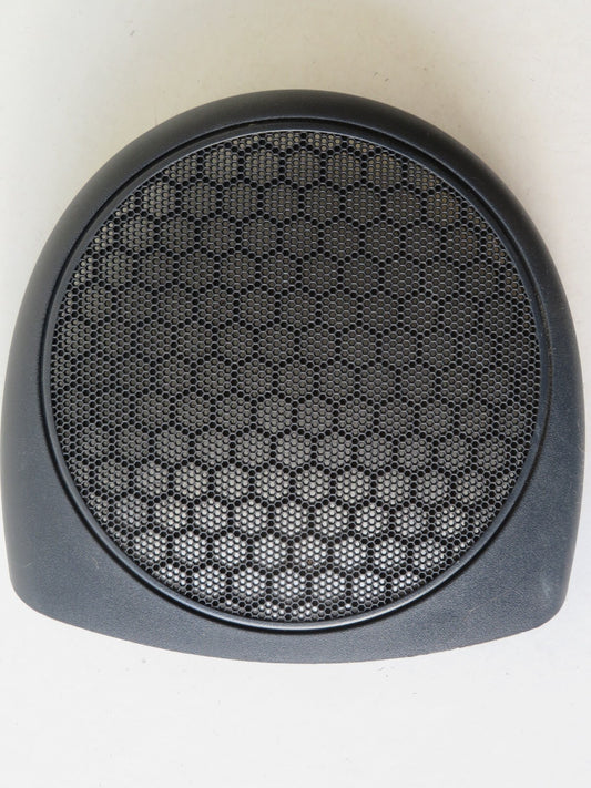RENAULT MEGANE DOOR SPEAKER TRIM 7700832057 1999-2002 AMS1548-2