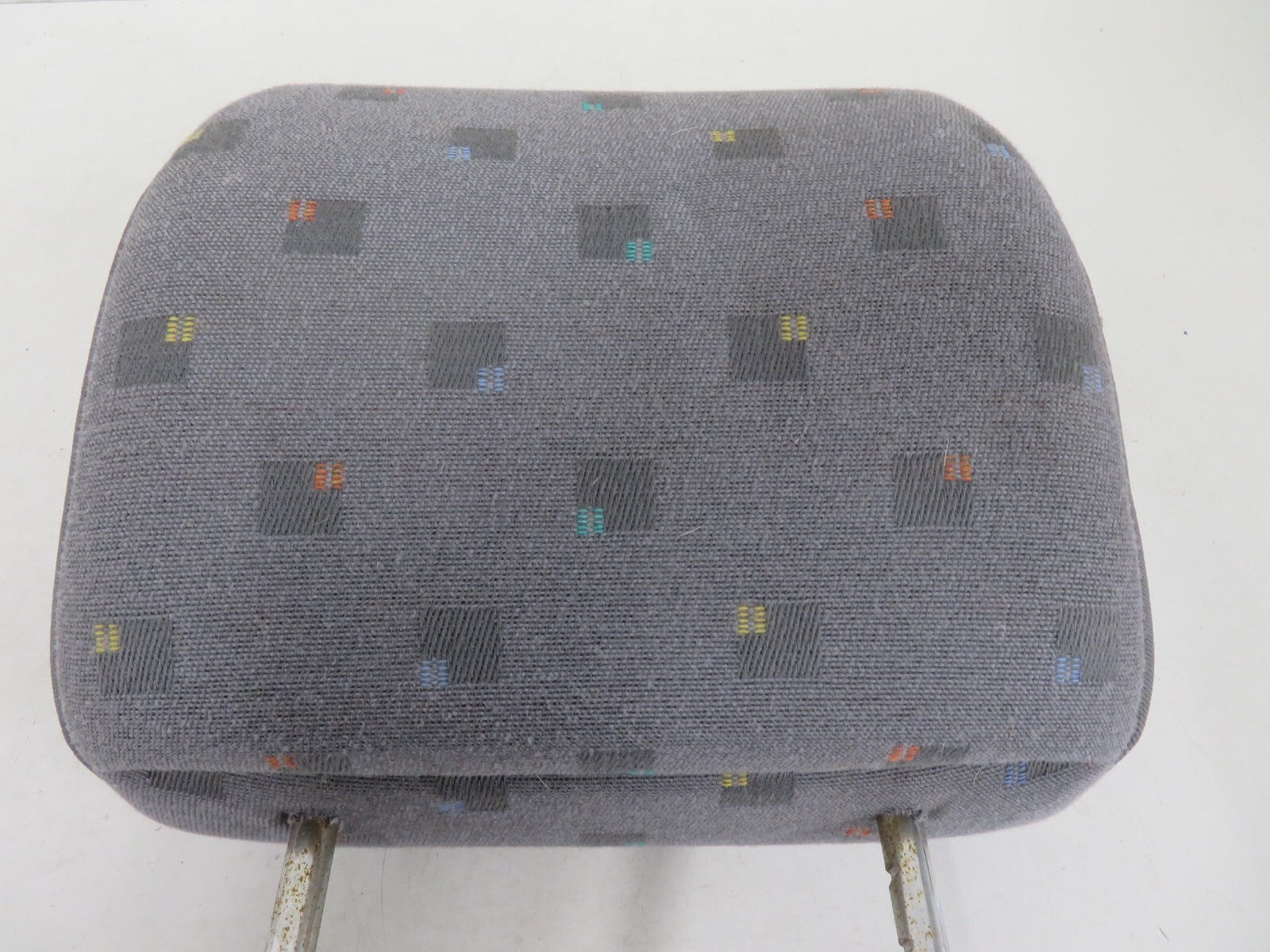 HYUNDAI GETZ REAR CLOTH HEAD REST LEFT/RIGHT 2002-2005 1234-23