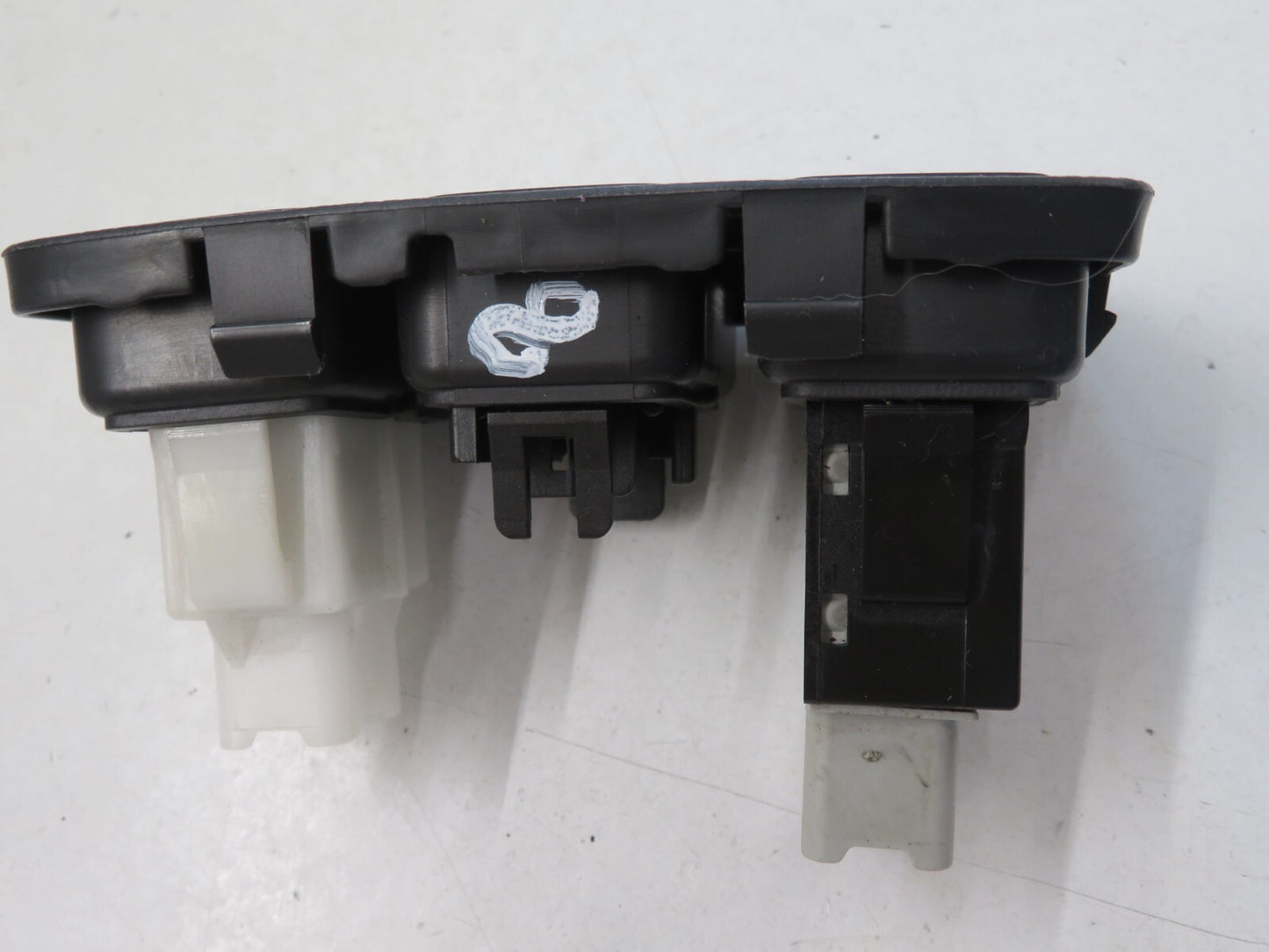 SUZUKI SWIFT HEADLIGHT LEVEL SWITCH 2005-2010 AM1544-8