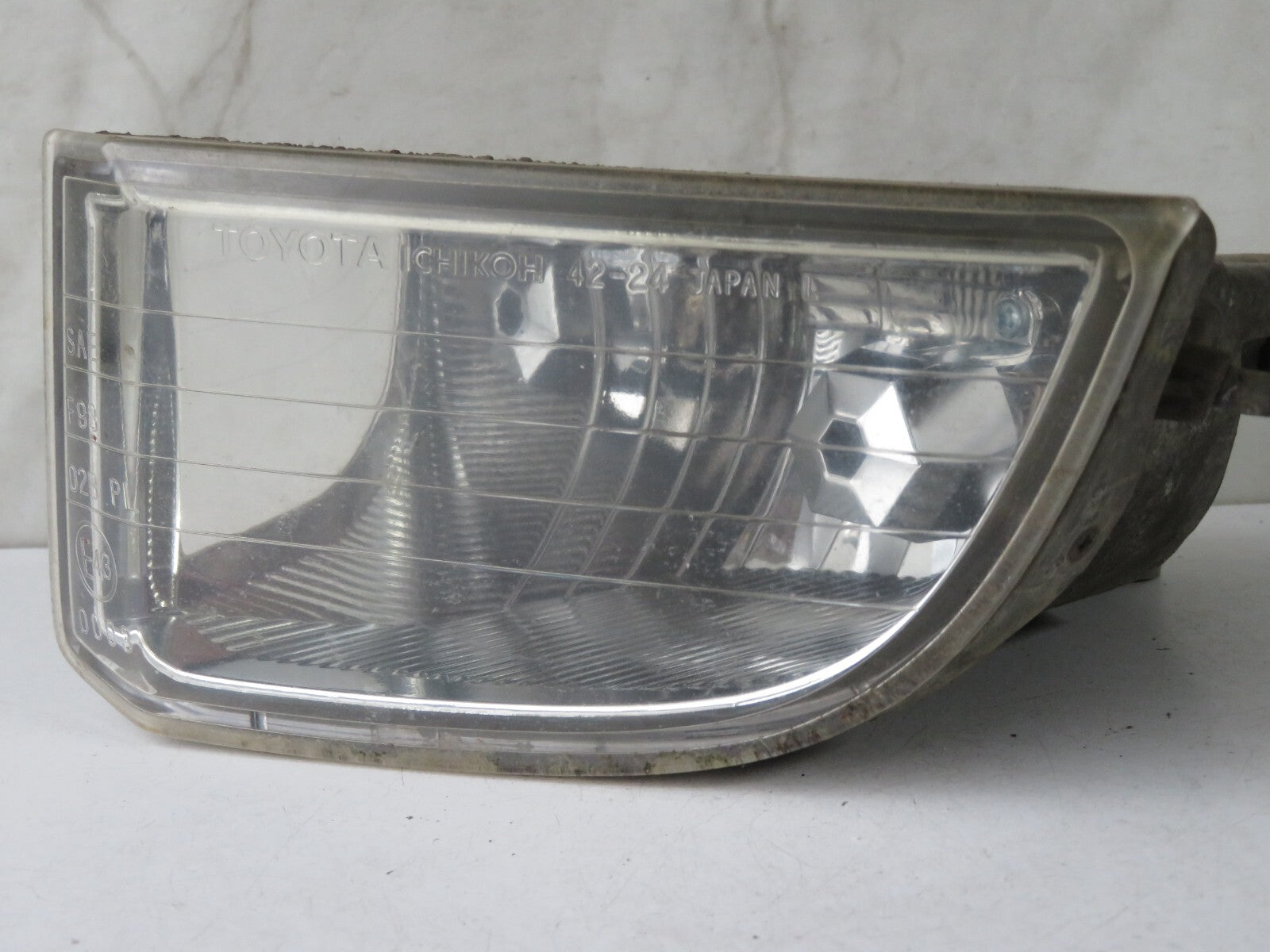 TOYOTA RAV 4 NS FRONT FOG LIGHT 2000-2005 MIX1209-4