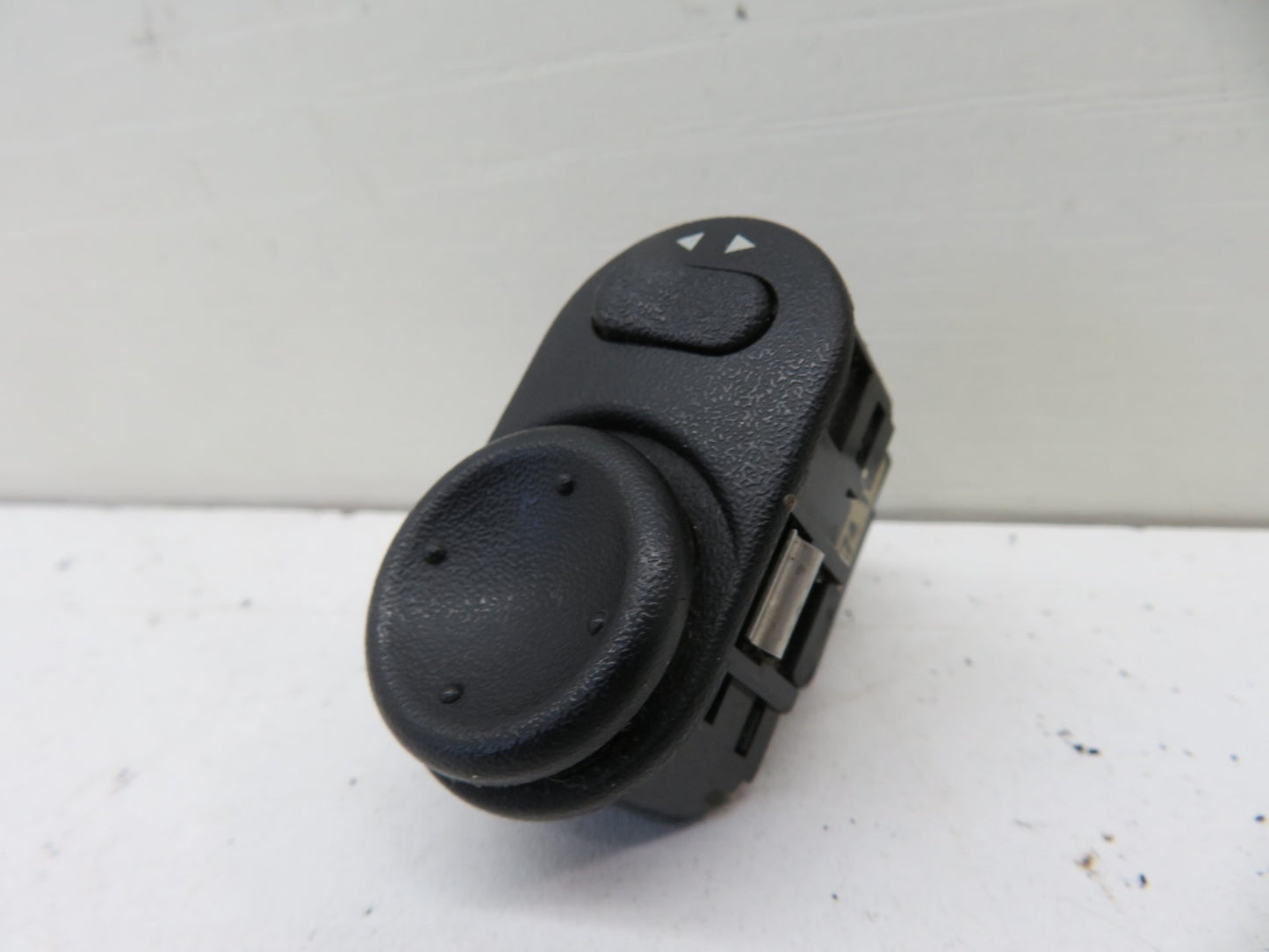 VAUXHALL ZAFIRA A MIRROR CONTROL SWITCH 09226861 ASTRA MERIVA 1999-2005 1353-13