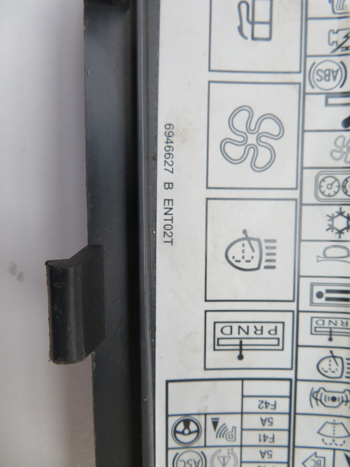 BMW MINI COOPER R50 R52 R53 FOOTWELL FUSE BOX COVER 6946627 2001-2006 1325-4