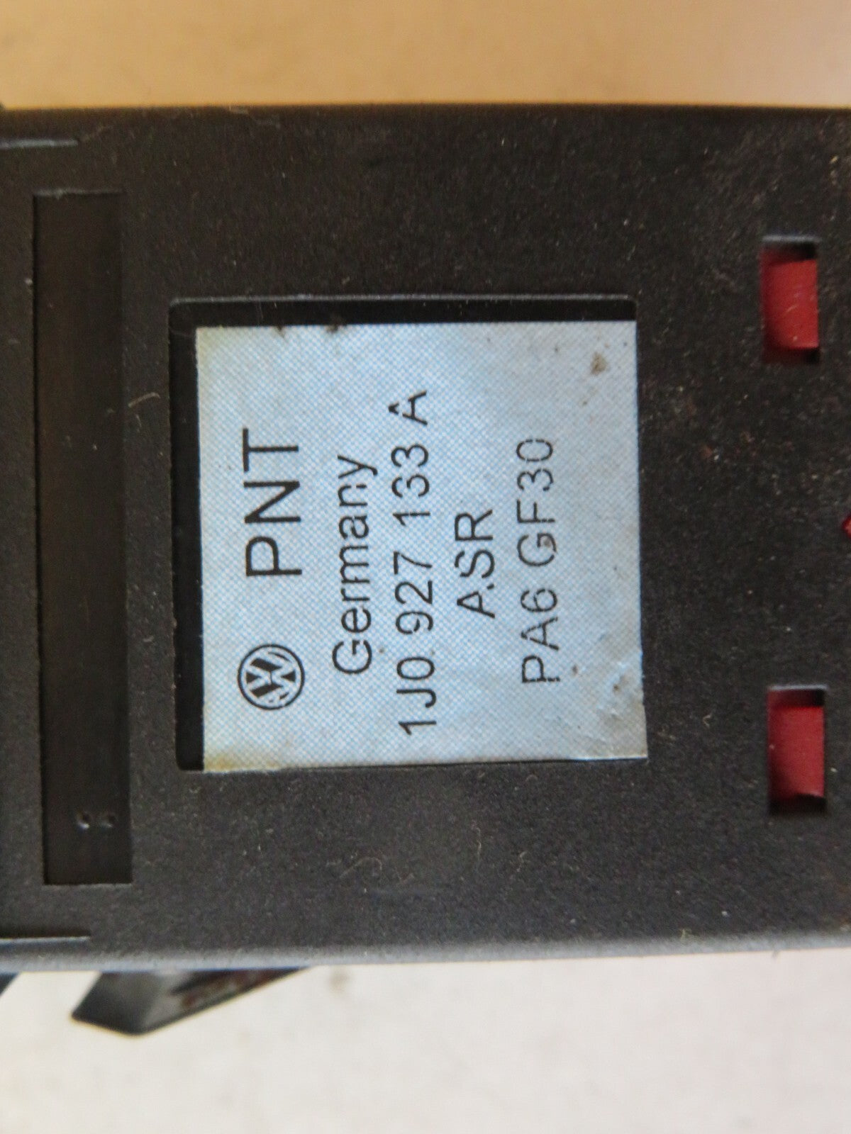 VOLKSWAGEN VW GOLF MK4 ASR TRACTION SWITCH 1J0927133A 1998-2004 AMS1703-6