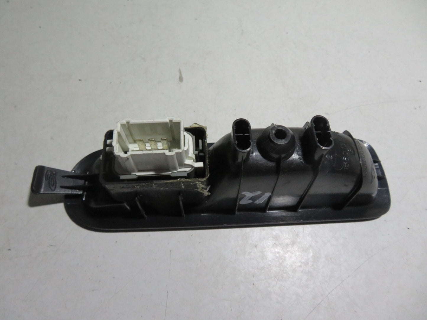 RENAULT SCENIC MK2 NSR WINDOW SWITCH 156013870 2004-2008 MIX1630-12