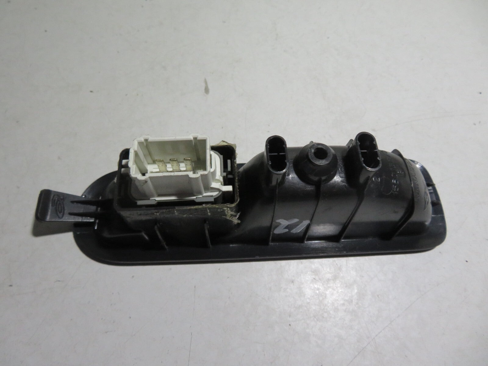 RENAULT SCENIC MK2 NSR WINDOW SWITCH 156013870 2004-2008 MIX1630-12