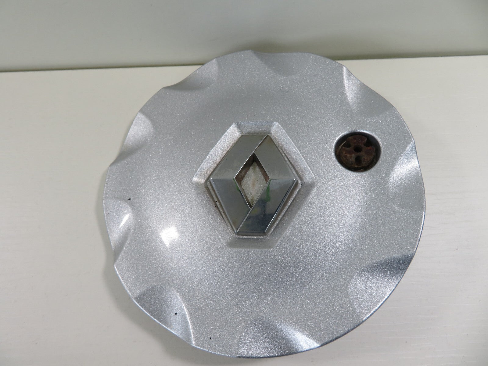 RENAULT SCENIC ALLOY WHEEL CENTER CAP 2006-2009 1559-5