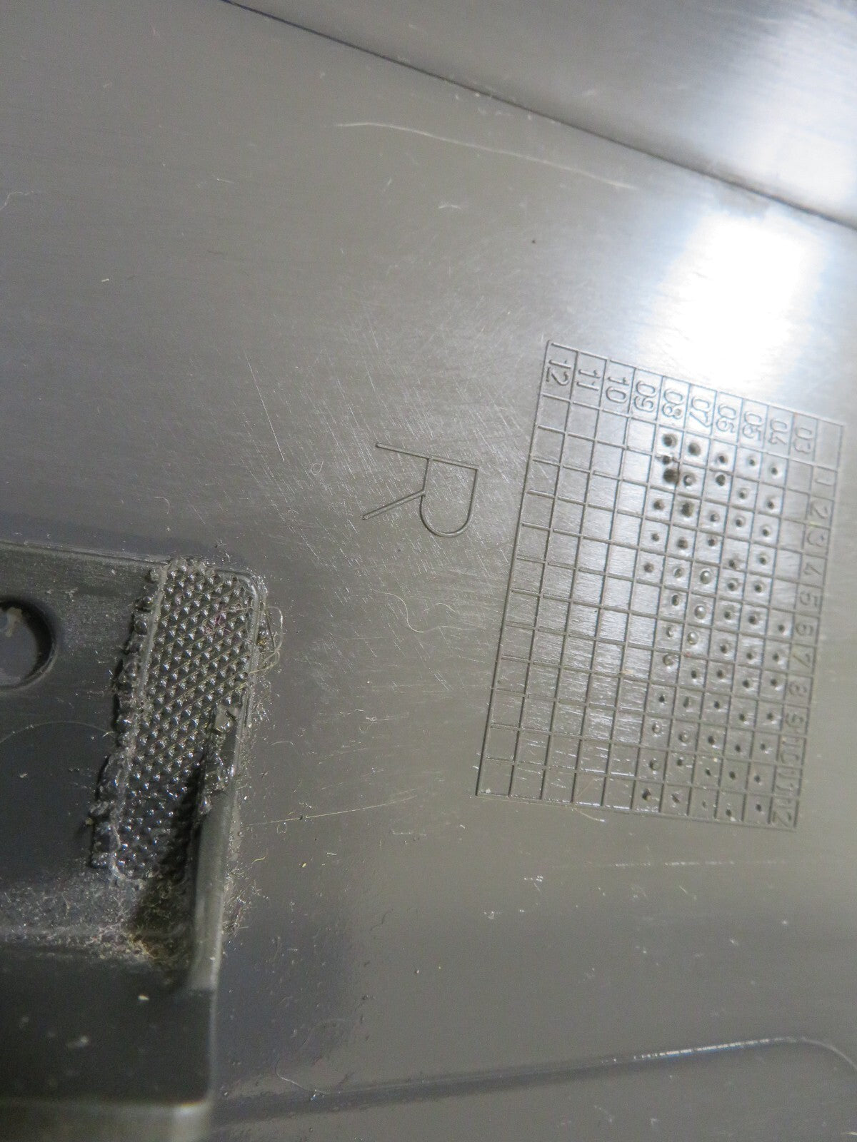 VOLKSWAGEN VW TOURAN RH OS DRIVER B PILLAR TRIM 1T0867298 2003-2009 NO4