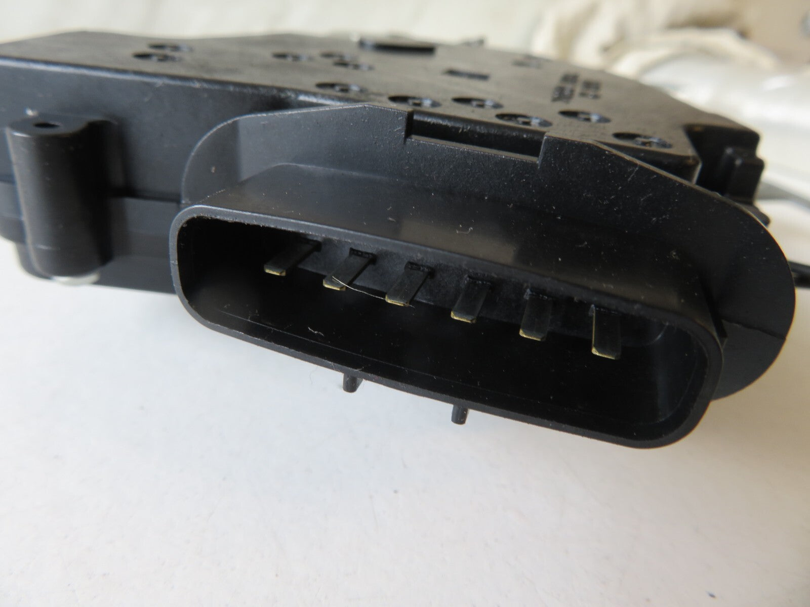 MAZDA 5 OSR DOOR LOCK CATCH 2005-2010 AMS1547