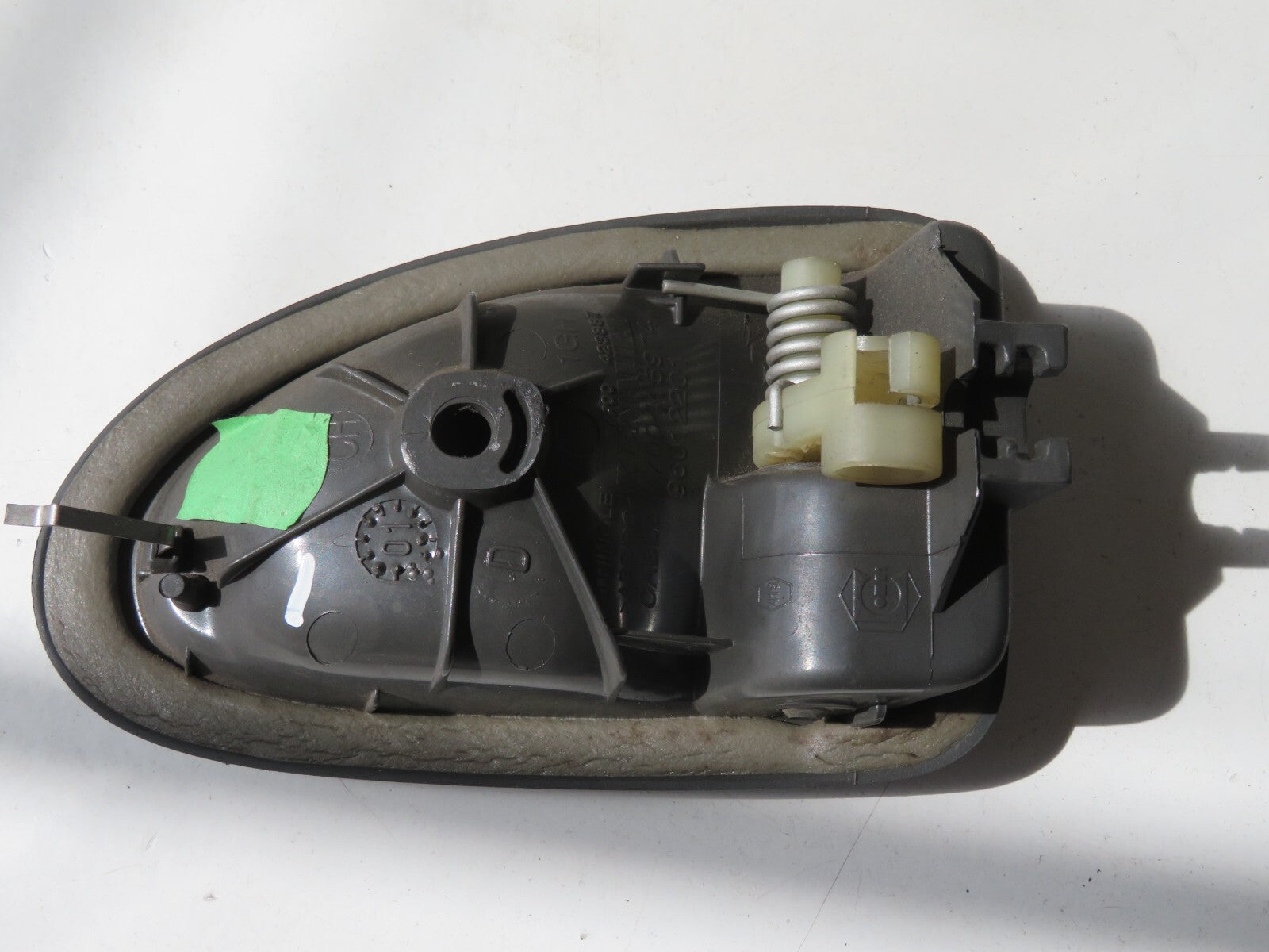 RENAULT SCENIC MK1 NS PASSENGER INTERIOR DOOR HANDLE 96012201 1999-03 AMS1523-1