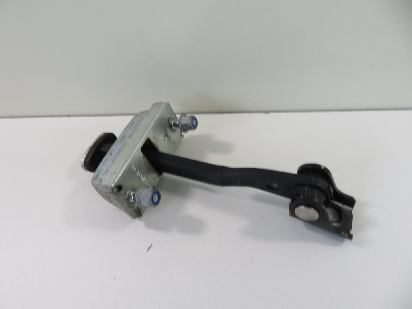 FORD C-MAX NSR LEFT REAR DOOR CHECK STRAP 2006-2010 1551-17