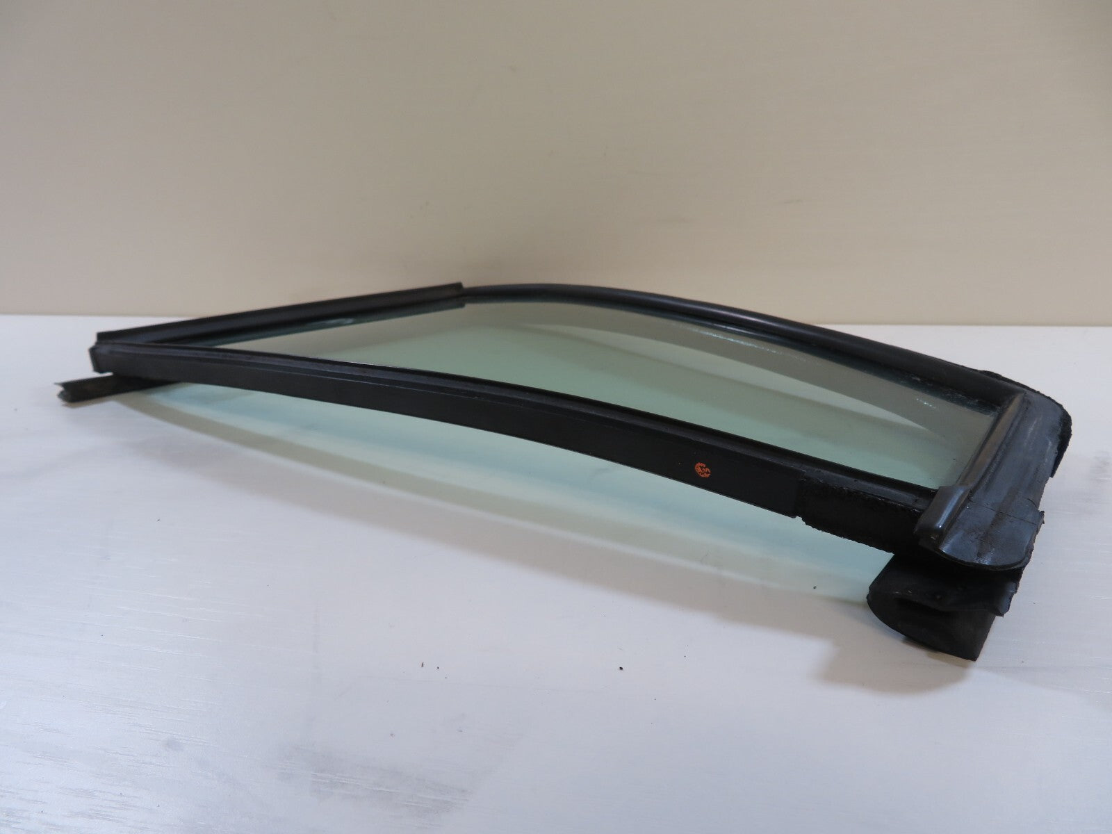 RENAULT LAGUNA OSR DRIVER REAR QUARTER GLASS ESTATE 2001-2007 MIX1632-6
