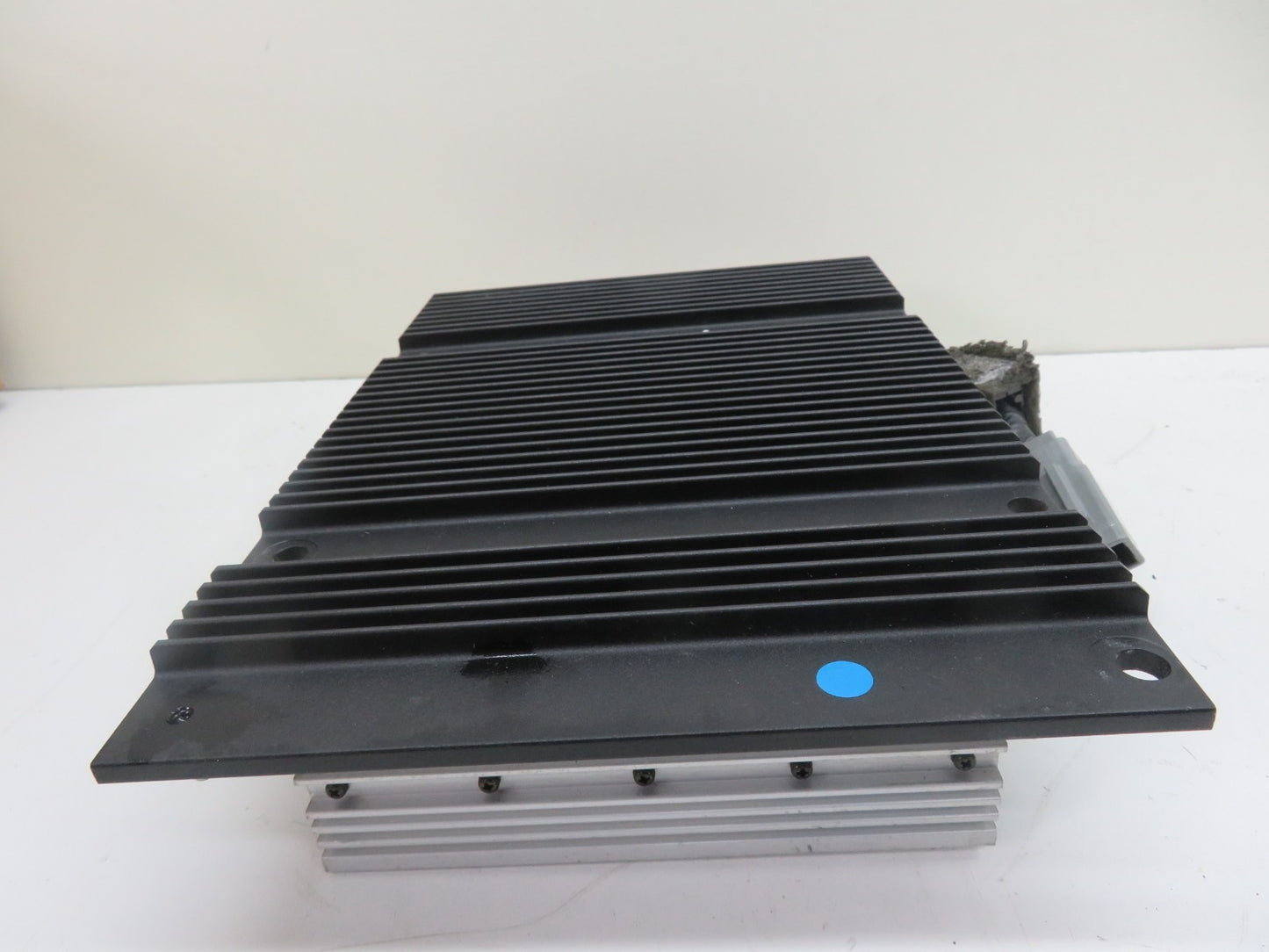 VOLVO V50 AUDIO AMPLIFIER 30732824 2004-2008 HN54-2