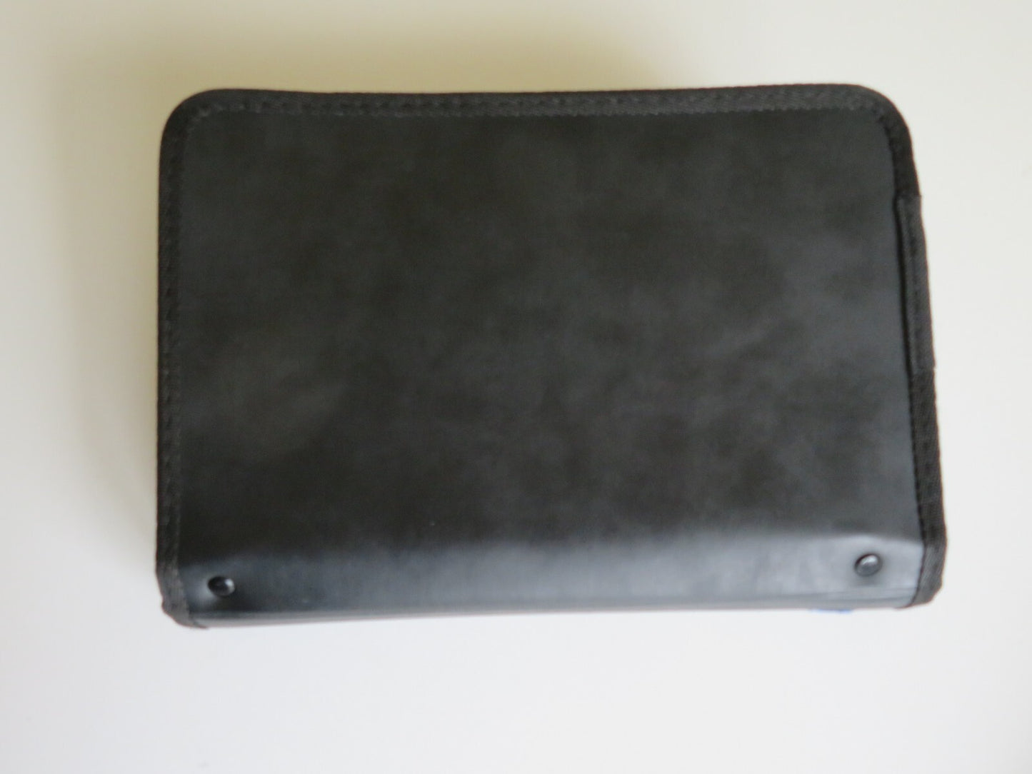 VOLKSWAGEN VW GOLF YOUR VEHICLE WALLET 1998-2004 HM4-11